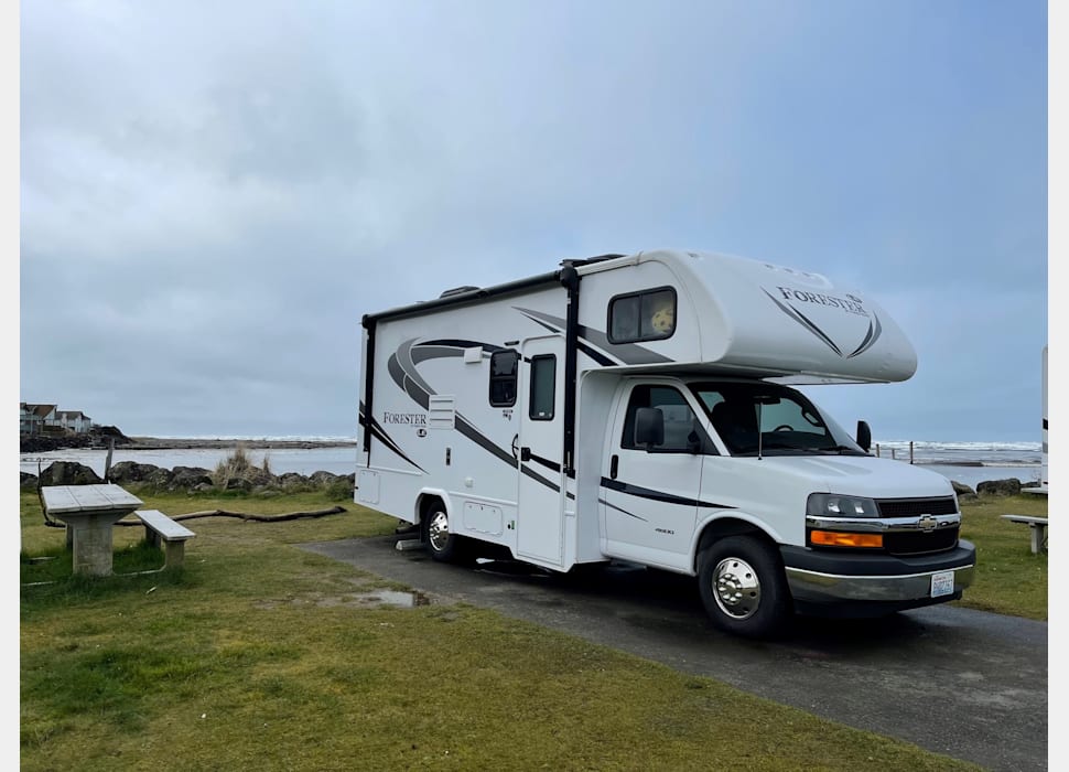 Class C Motor Home rentals in Everett