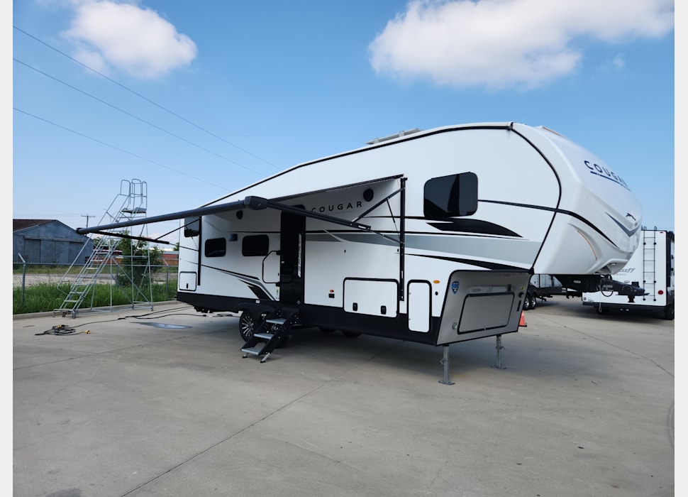 Fifth Wheel rentals in Weatherford