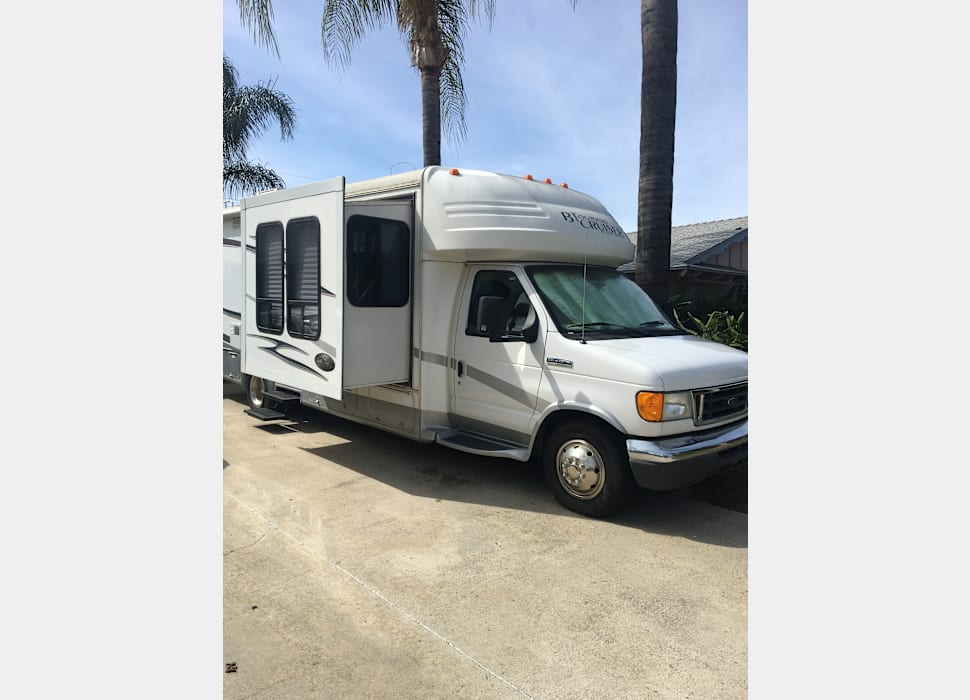 Class B Camping Van rentals in Los Angeles