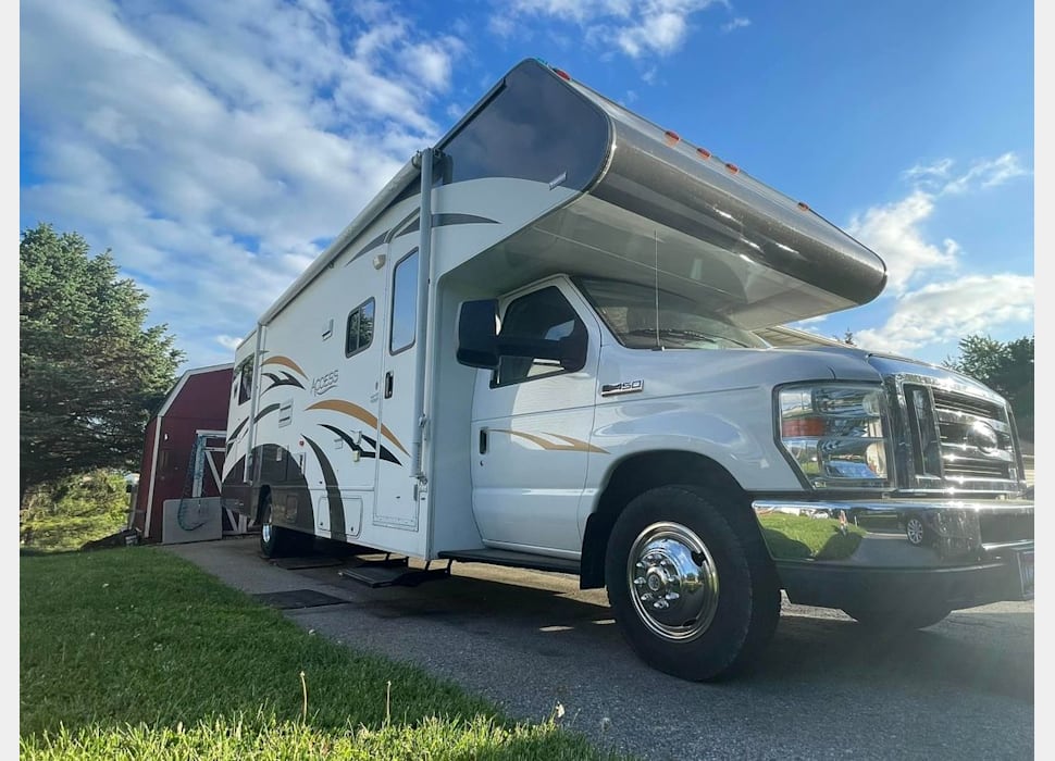 Class C Motor Home rentals in Chantilly