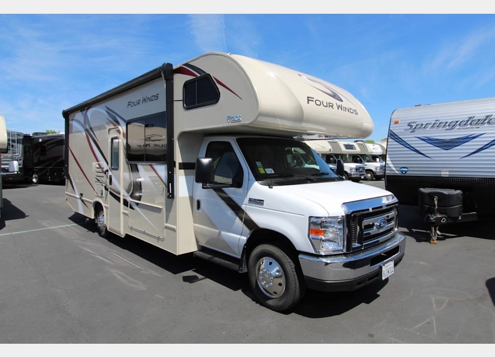 Class C Motor Home rentals in Rancho cordova