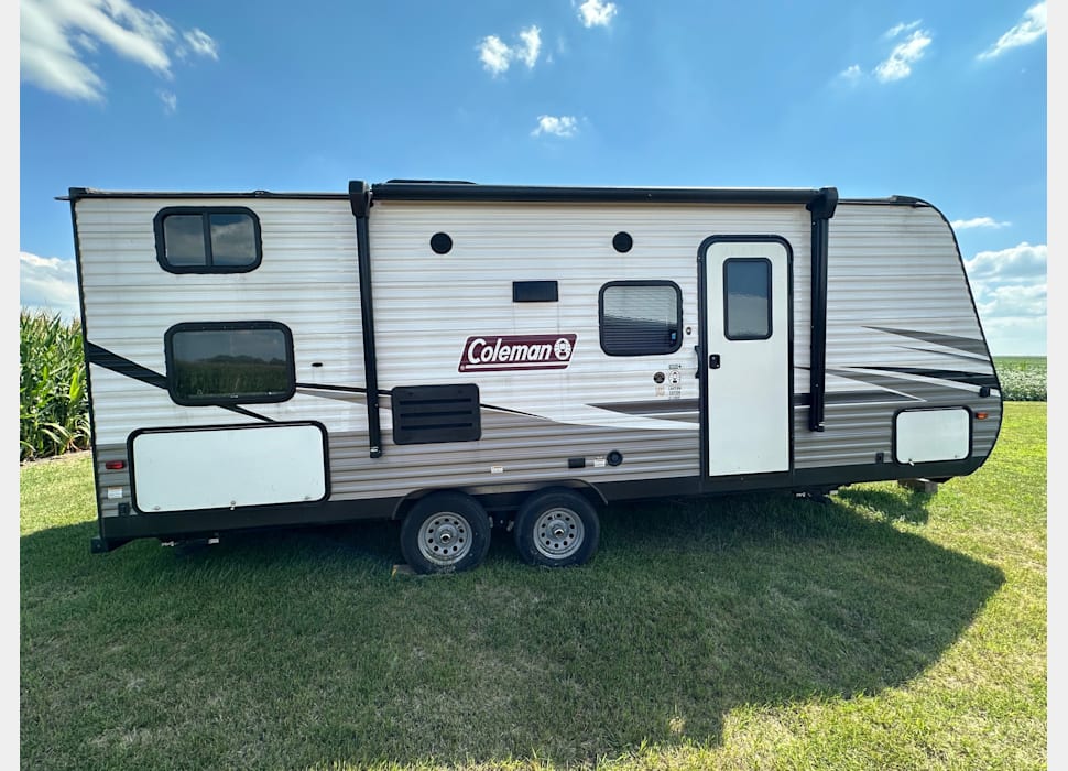 Travel Trailer rentals in Evansville