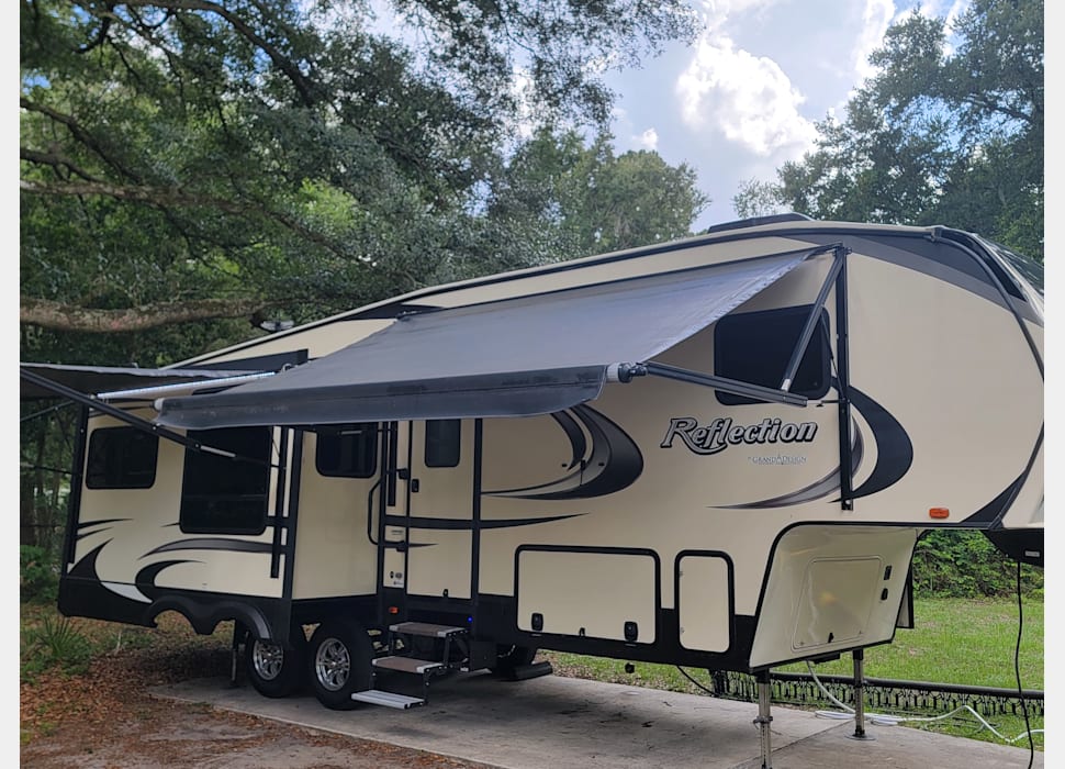 Fifth Wheel rentals in Lady Lake