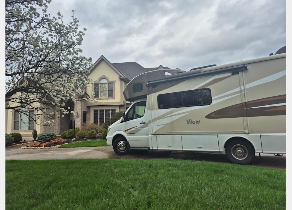 Class C Motor Home rentals in Hebron