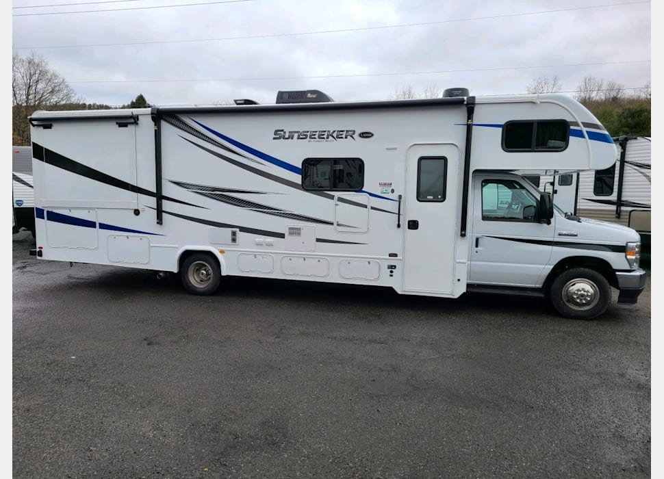 Class C Motor Home rentals in Cheyenne