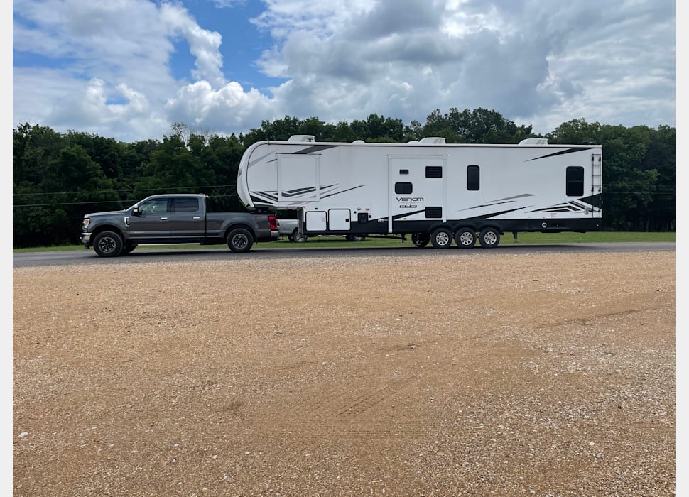 Fifth Wheel rentals in Newburgh