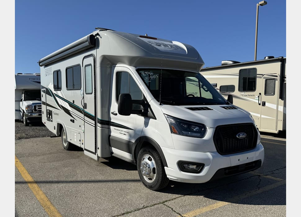 Class C Motor Home rentals in Kansas City