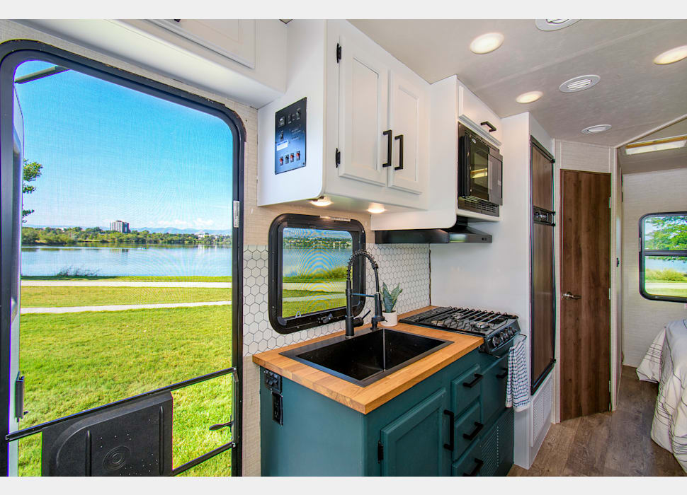 Class C Motor Home rentals in Pine