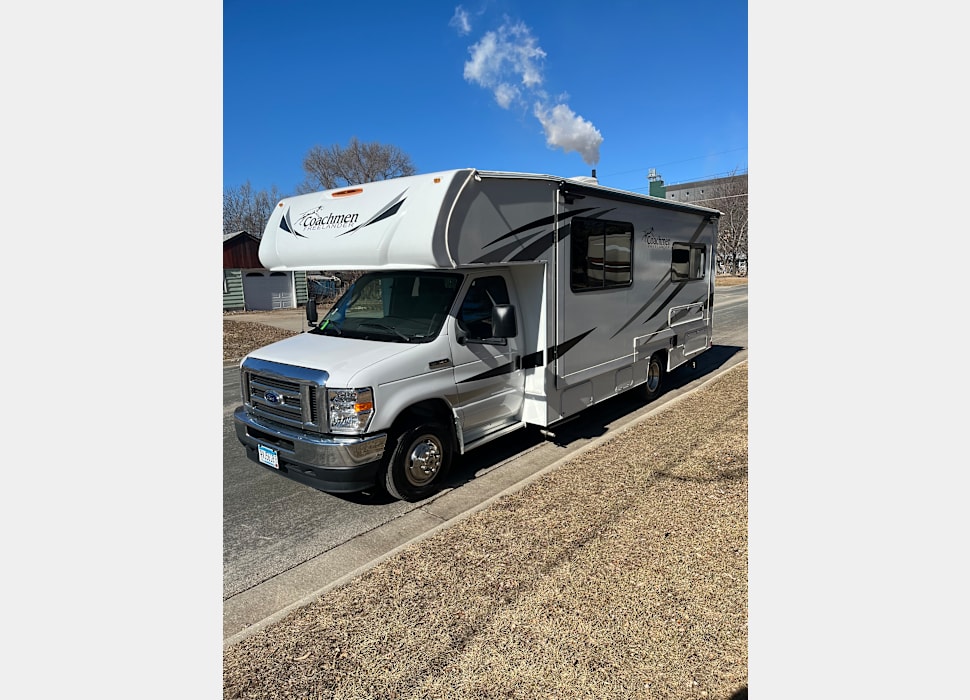 Class C Motor Home rentals in Bloomington