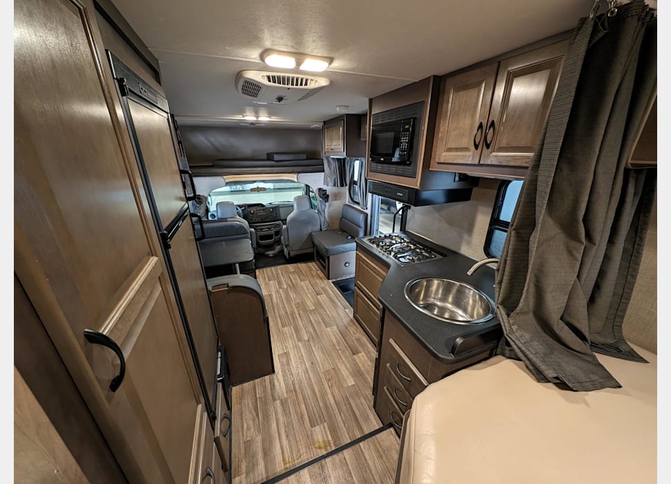 Class C Motor Home rentals in Anchorage