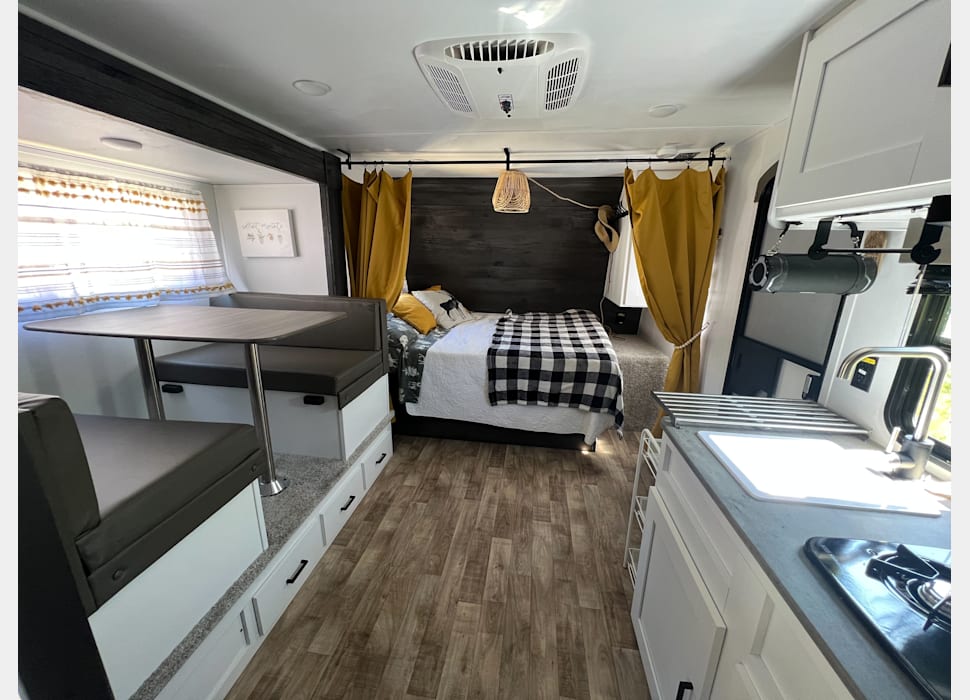 Travel Trailer rentals in Menifee