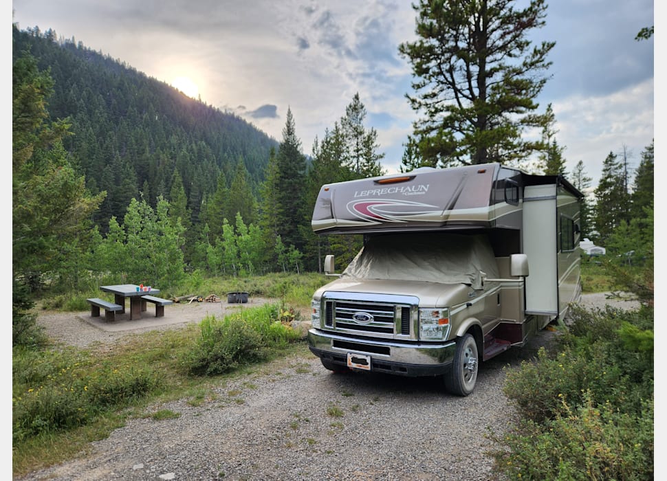 Class C Motor Home rentals in Mountain View