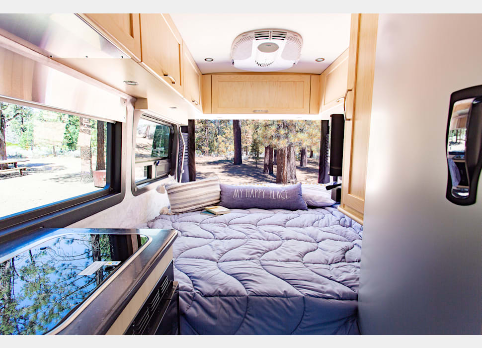 Class B Camping Van rentals in Lemongrove