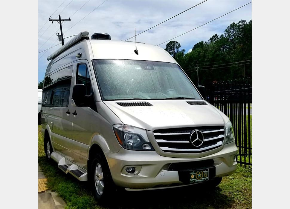 Pleasure Way Ascent For Rent