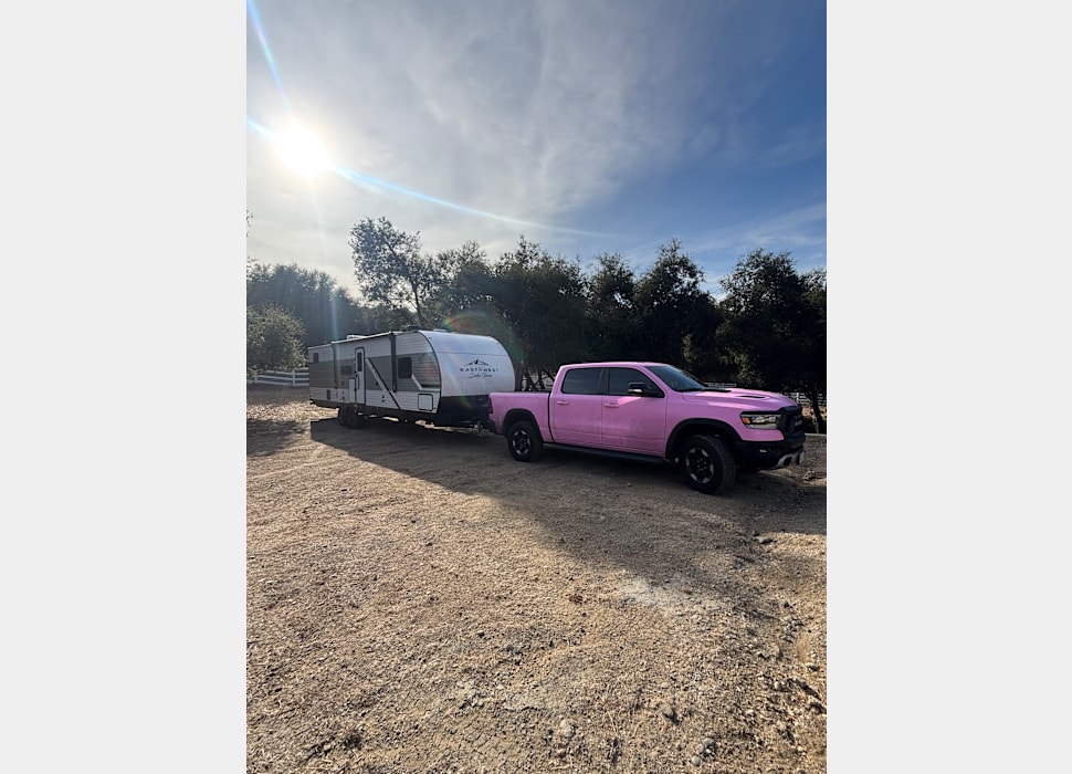 Travel Trailer rentals in Costa Mesa