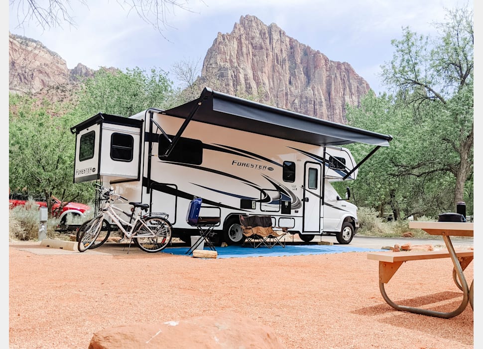 Class C Motor Home rentals in Murray