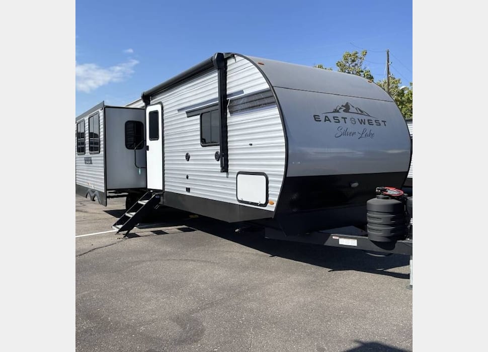 Travel Trailer rentals in Lascassas