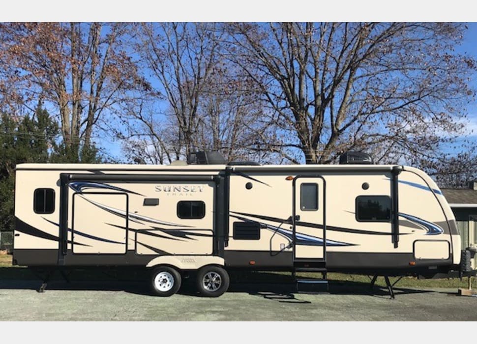 Travel Trailer rentals in Falling Waters