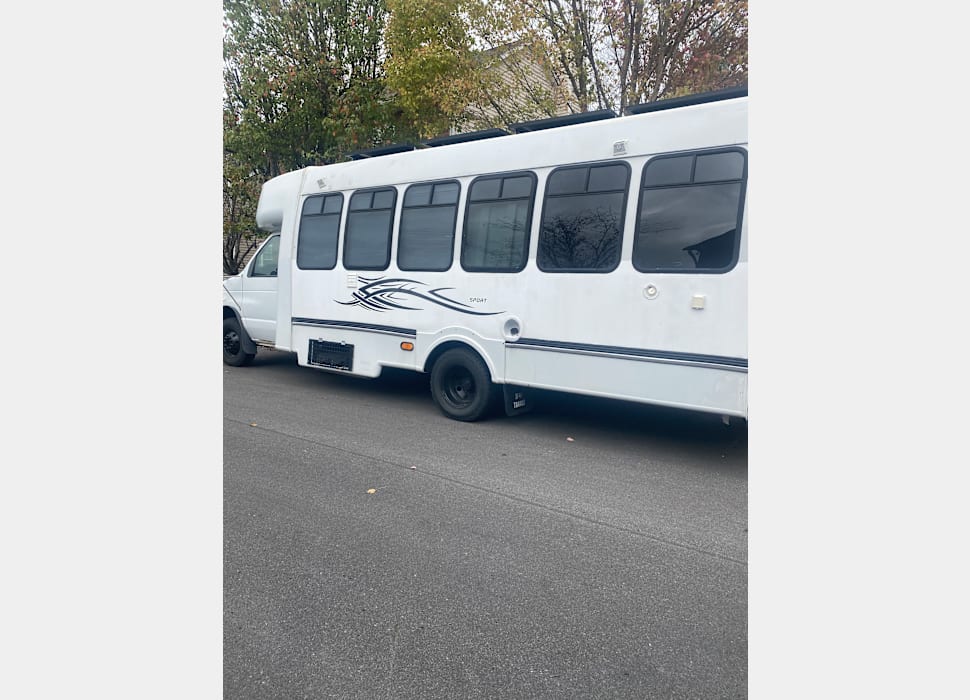 Class C Motor Home rentals in Panama City