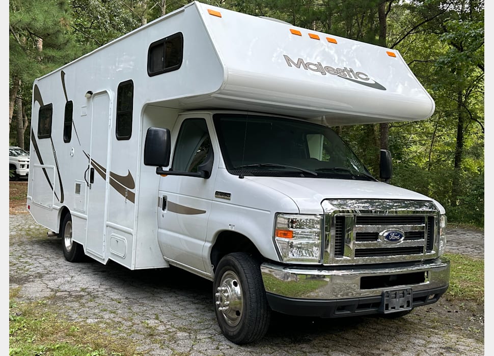 Class C Motor Home rentals in Stone mountain