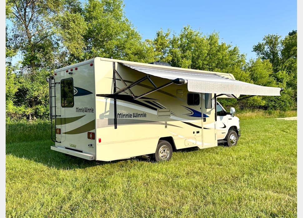 Class C Motor Home rentals in Madison