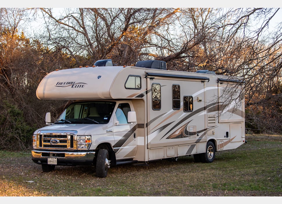 Class C Motor Home rentals in Austin