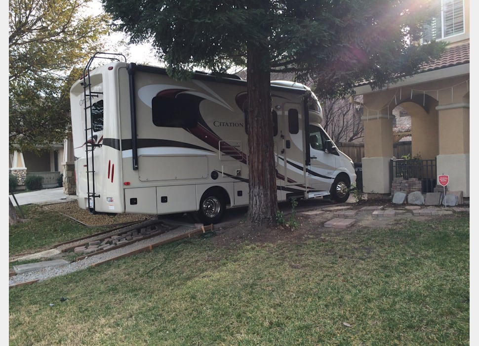 Class C Motor Home rentals in El Dorado Hills