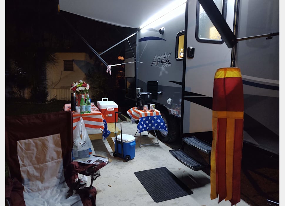 Travel Trailer rentals in DeBary