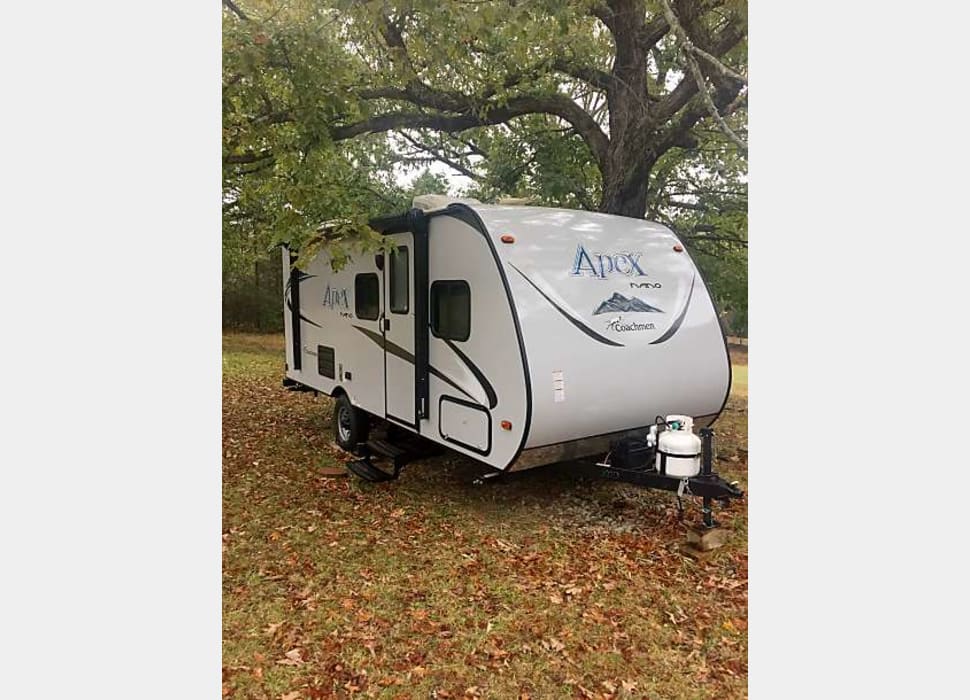 Travel Trailer rentals in Reeds Spring