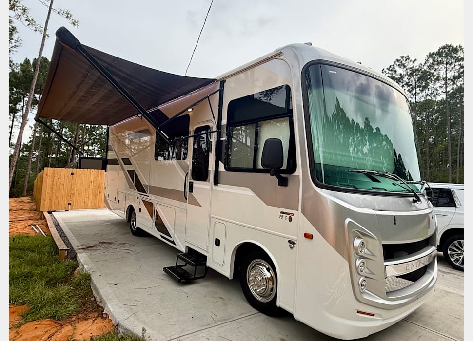 Class A Motor Home rentals in Richmond Hill