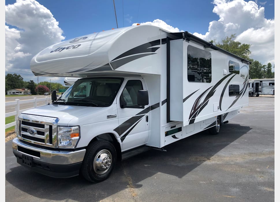 Class C Motor Home rentals in Corinth