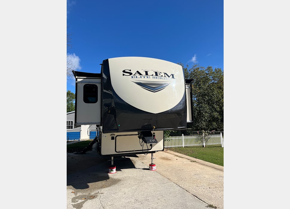 Fifth Wheel rentals in Charlotte