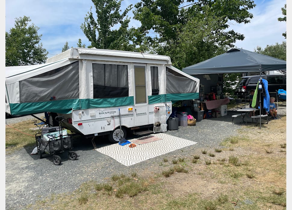 Pop-up Camper rentals in Rochester