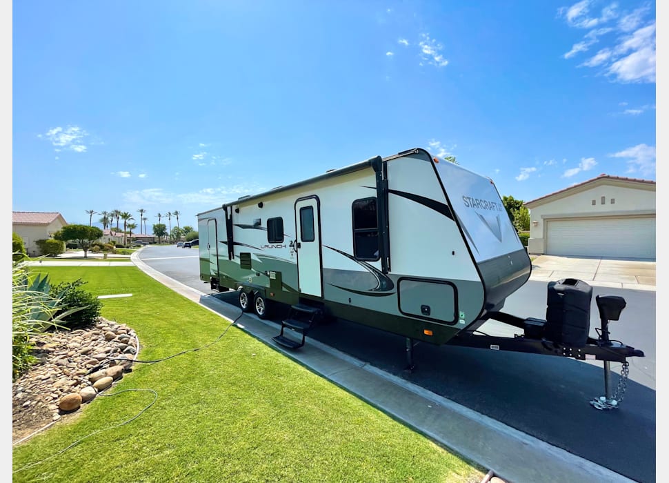 Thousand PalmsRV rentals