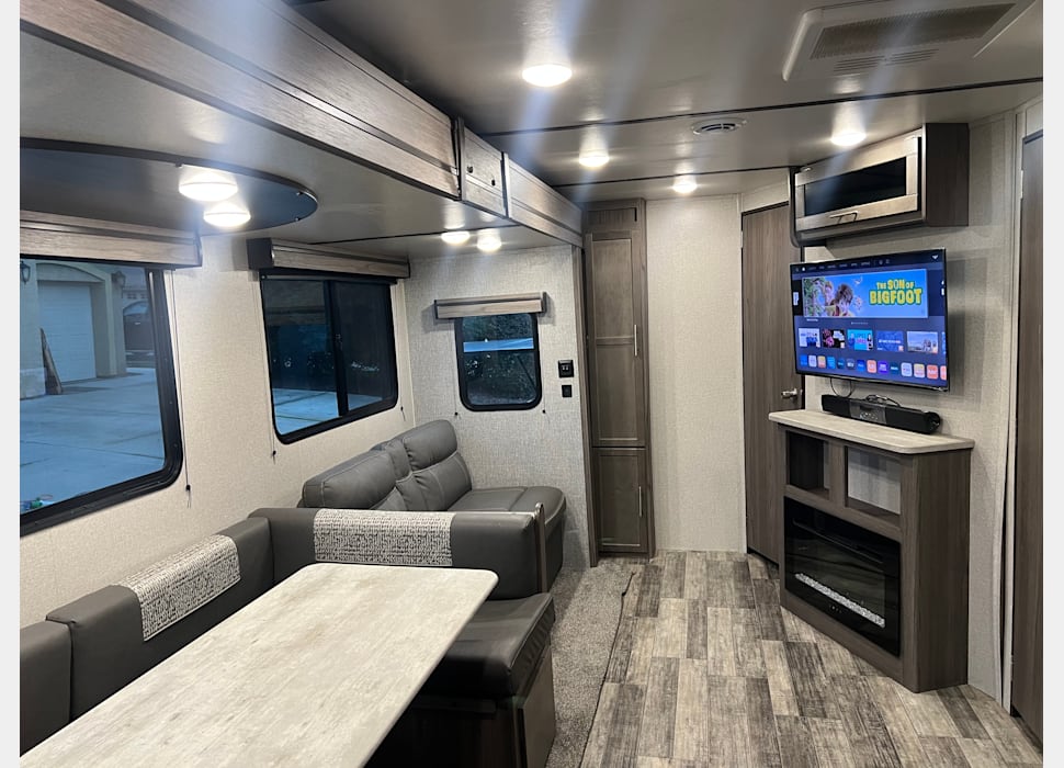 Travel Trailer rentals in Fresno