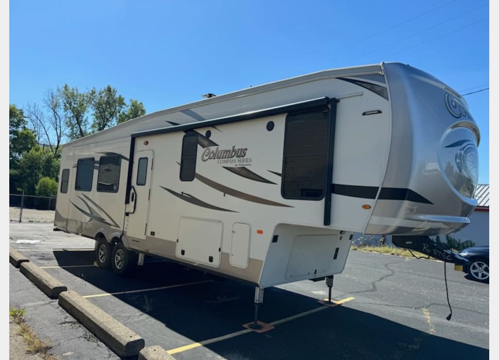 Fifth Wheel rentals in Middletown