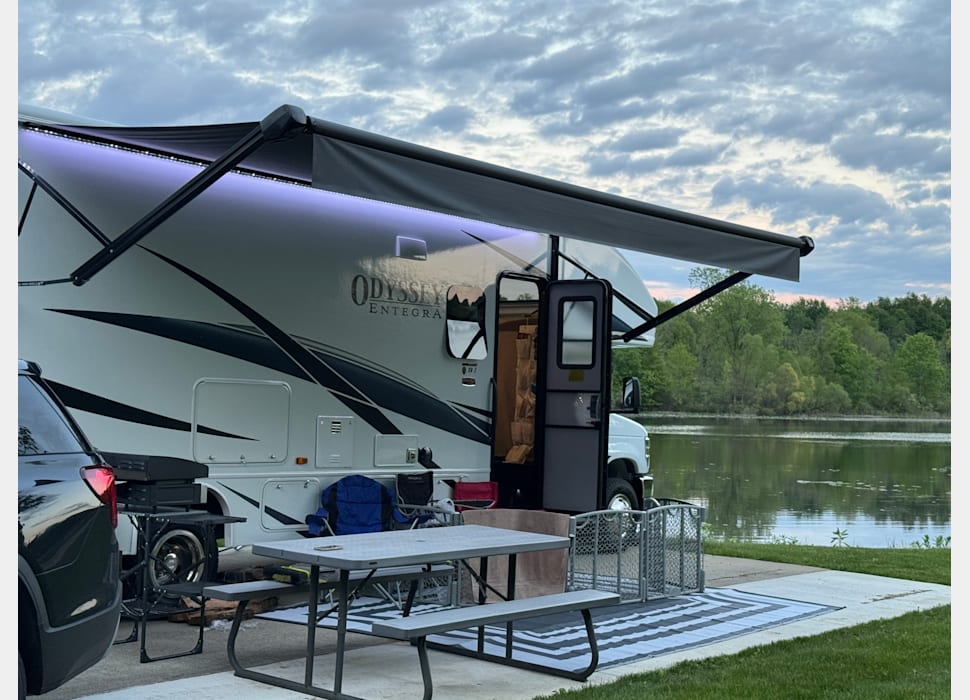 Class C Motor Home rentals in Grand Rapids