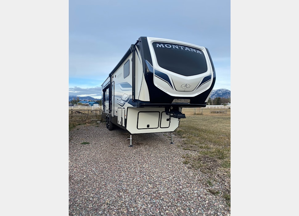 Fifth Wheel rentals in Kalispell