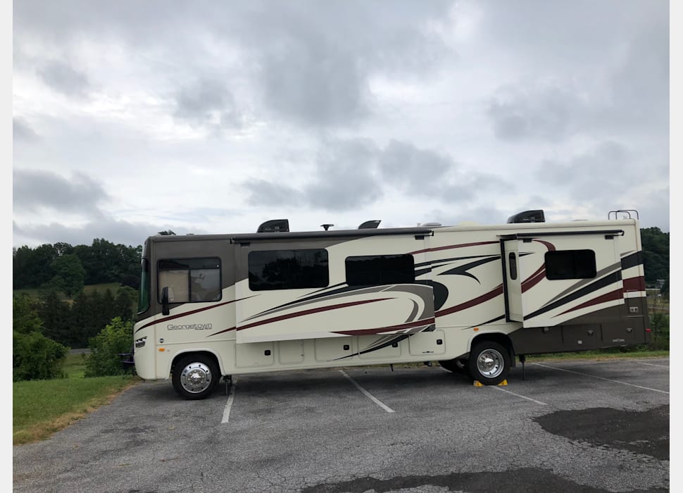 Class A Motor Home rentals in Raeford