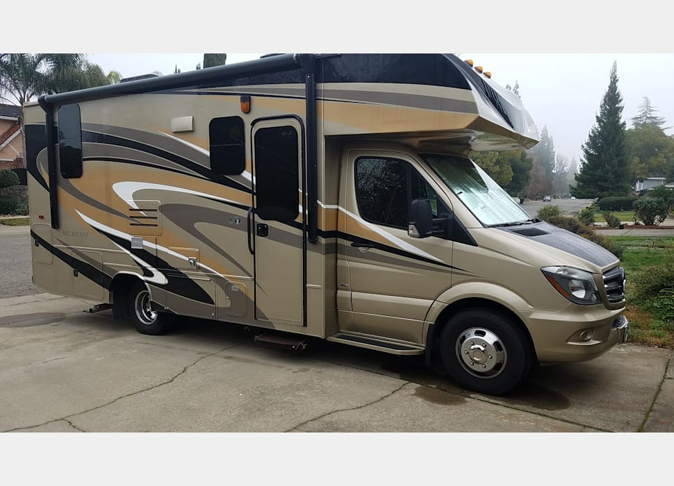 Class C Motor Home rentals in Reno