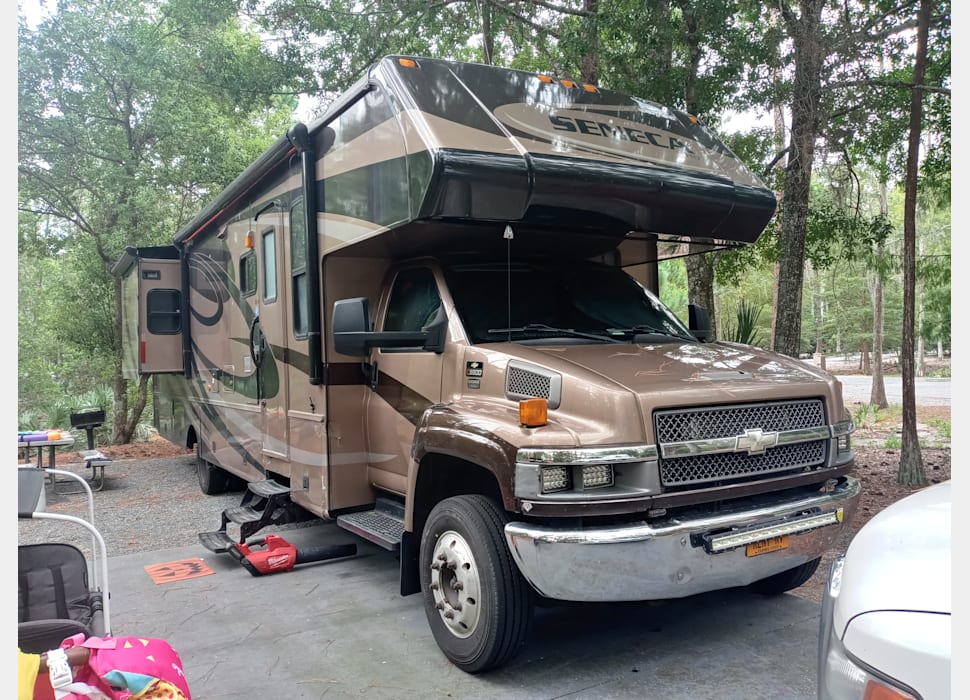 Class C Motor Home rentals in webster