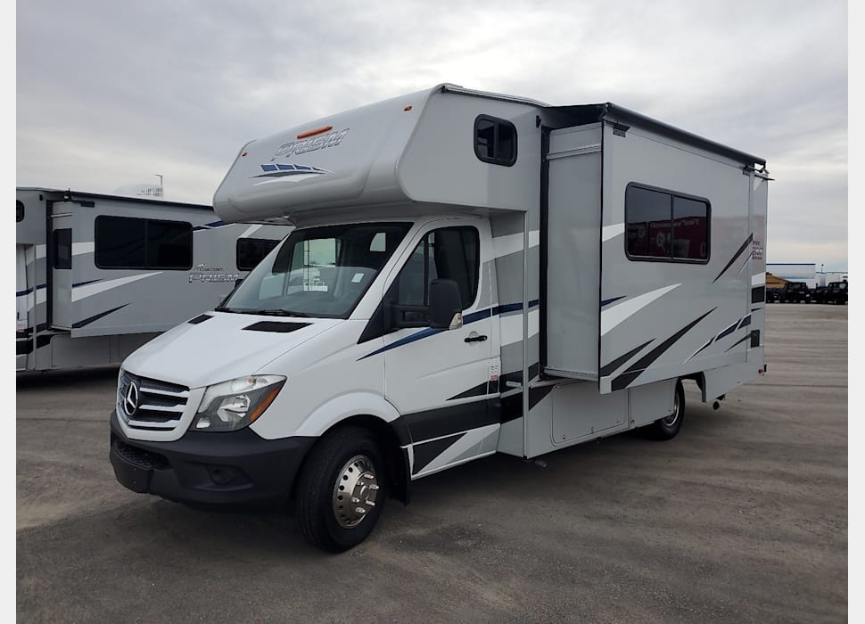 Class C Motor Home rentals in Woodinville