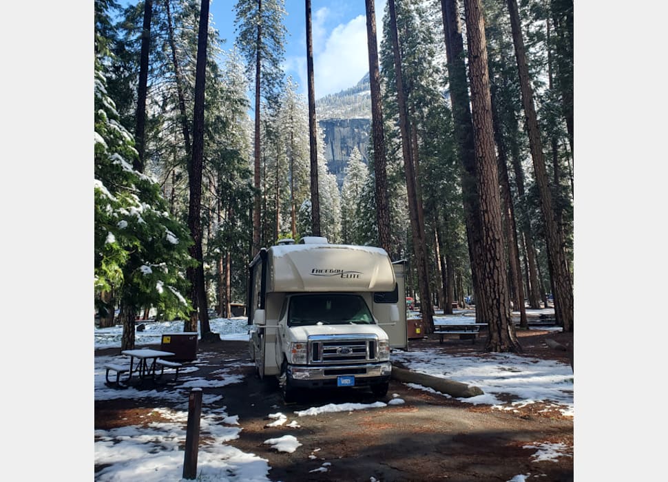 Class C Motor Home rentals in Waunakee