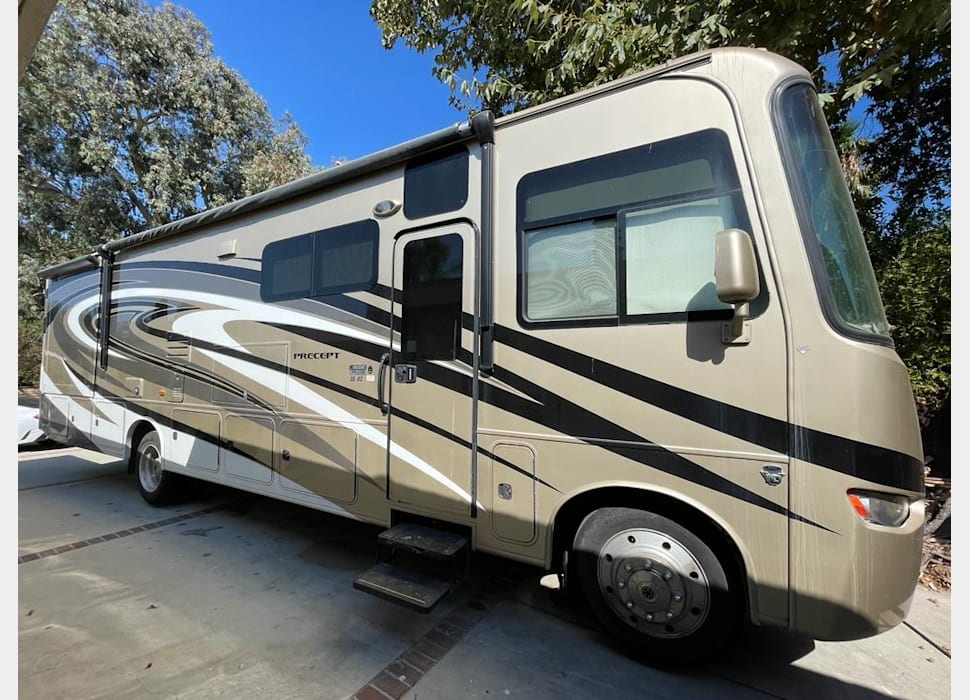 Class A Motor Home rentals in El Segundo