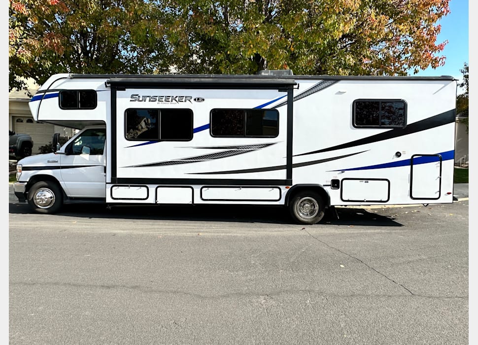 Class C Motor Home rentals in Concord