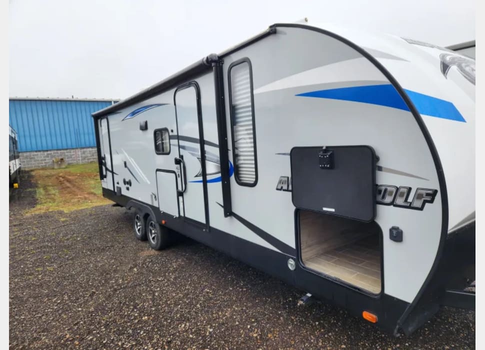 LeetoniaRV rentals