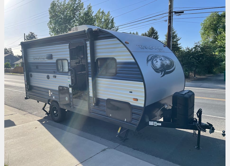 Travel Trailer rentals in ENOCH