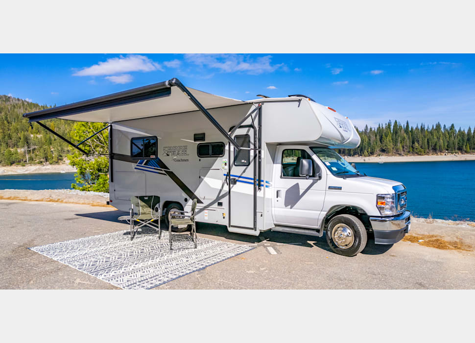 Class C Motor Home rentals in Oxnard