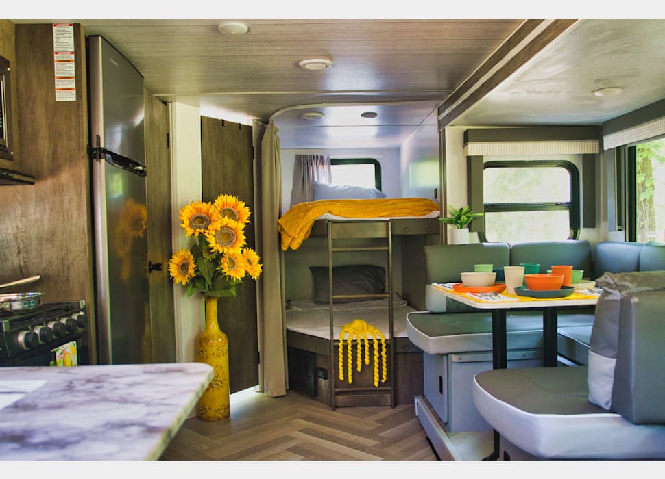 Travel Trailer rentals in Deridder