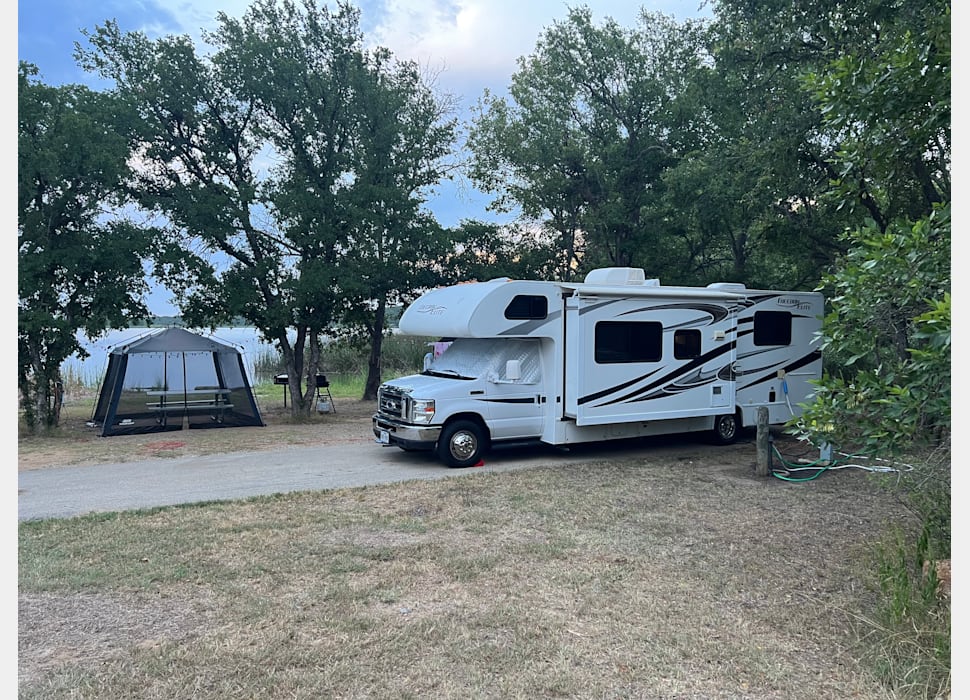 Class C Motor Home rentals in Manor